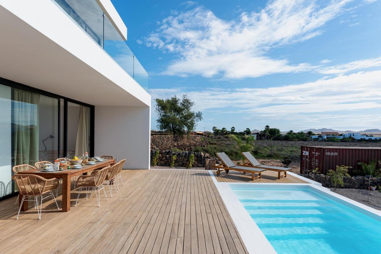 Villa Elena, Luxery Villa With Swimming Pool! Lajares Exterior photo